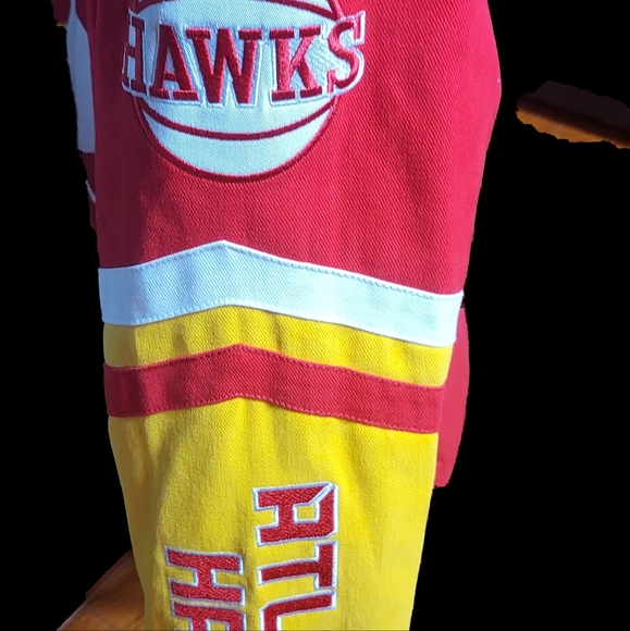 Atlanta Hawks Jacket - Picture 2 of 9